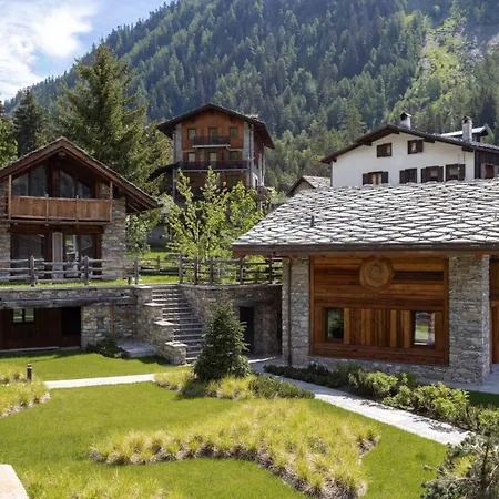 4br Chalet Piazzale Della Funivia Villa