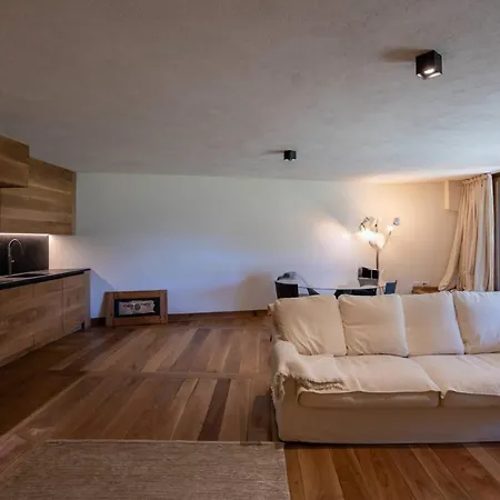 4br Chalet Piazzale Della Funivia Courmayeur