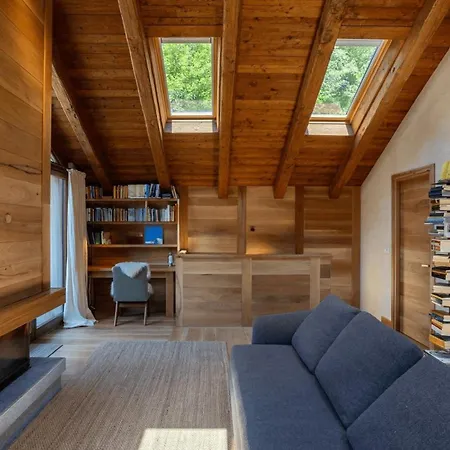 Villa 4br Chalet Piazzale Della Funivia Courmayeur